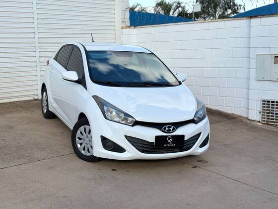 HYUNDAI HB20 1.0 COMFORT PLUS 12V FLEX 4P MANUAL HYUNDAI HB20 1.0 COMFORT PLUS 12V FLEX 4P MANUAL